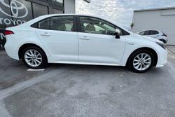 2022 Toyota
                Corolla Ascent Sport Hybrid