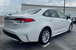 2022 Toyota
                Corolla Ascent Sport Hybrid