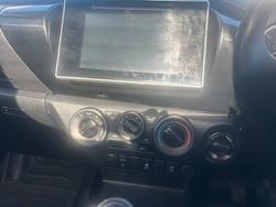 2018 TOYOTA HILUX