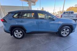 2021 Toyota
RAV4 GX