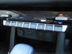 2025 Mitsubishi
Triton GLX