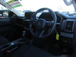 2025 Mitsubishi
Triton GLX