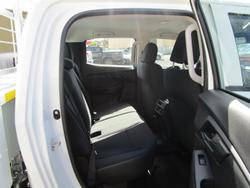 2025 Isuzu
D-MAX SX