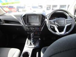 2025 Isuzu
D-MAX SX