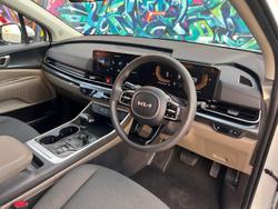 2024 Kia
                Carnival S