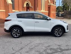 2019 Kia
Sportage SX+