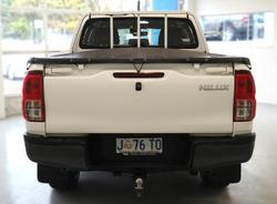 2021 Toyota
                Hilux SR