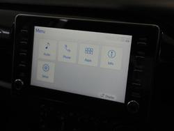 2021 Toyota
                Hilux SR