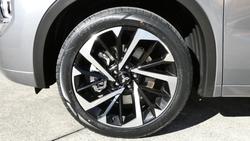 2023 Mitsubishi
Outlander Exceed 7 Seat (AWD)