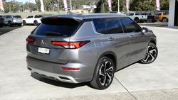 2023 Mitsubishi
Outlander Exceed 7 Seat (AWD)
