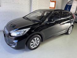 2016 Hyundai Accent Active RB4 MY16 Phantom Black