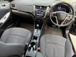 2016 Hyundai Accent Active RB4 MY16 Phantom Black