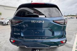 2024 Isuzu
MU-X LS-U