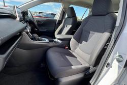 2022 Toyota
                RAV4 GX