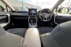 2022 Toyota
                RAV4 GX