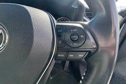 2022 Toyota
                RAV4 GX