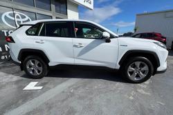 2022 Toyota
                RAV4 GX