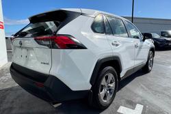 2022 Toyota
                RAV4 GX
