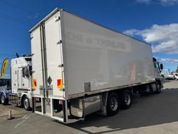 2022 Fuso Shogun FV74HTK 14 PALLET WHITE