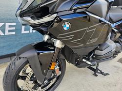 2025 BMW Motorrad R 1300 GS TRIPLE BLACK Black