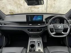 2025 SSANGYONG
                REXTON ULTIMATE SPORT