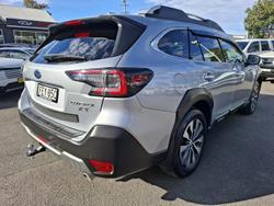 2023 Subaru Outback AWD Touring XT