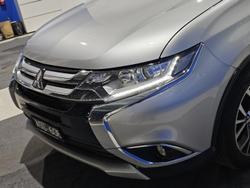 2018 Mitsubishi
Outlander LS