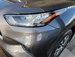 2022 Toyota
                Kluger GXL