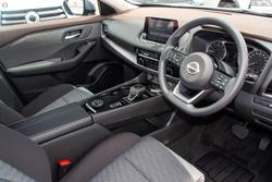 2025 Nissan
X-TRAIL ST