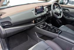 2025 Nissan
X-TRAIL ST