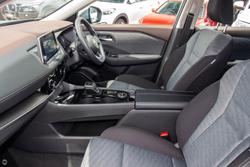 2025 Nissan
X-TRAIL ST