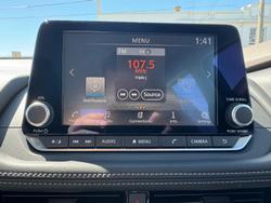 2025 Nissan X-TRAIL ST