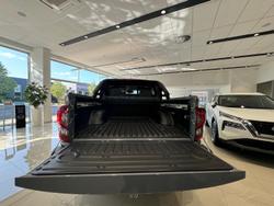 2025 Nissan
                Navara PRO-4X Warrior