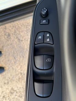 2025 Nissan
                Navara PRO-4X Warrior