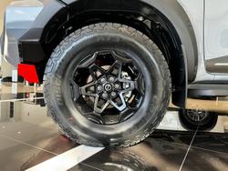 2025 Nissan
                Navara PRO-4X Warrior
