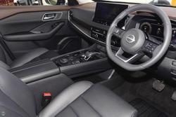 2025 Nissan
X-TRAIL Ti