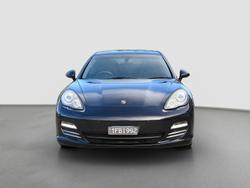 2010 Porsche
Panamera 4S