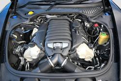 2010 Porsche
Panamera 4S