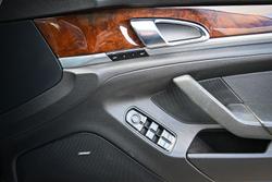 2010 Porsche
Panamera 4S