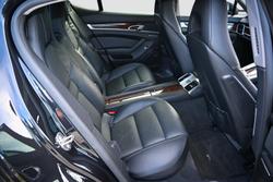 2010 Porsche
Panamera 4S