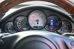 2010 Porsche
Panamera 4S
