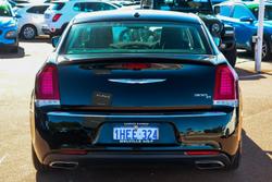 2015 Chrysler
300 C