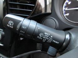 2021 Mitsubishi
Outlander ES