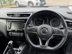 2020 Nissan
                QASHQAI ST