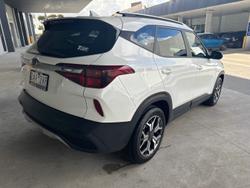 2021 Kia
Seltos Sport