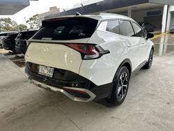 2022 Kia
Sportage SX