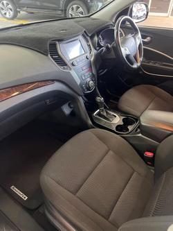 2015 Hyundai
Santa Fe Active