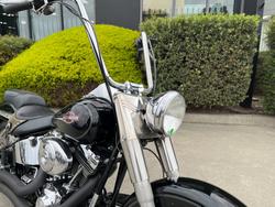 2005 HARLEY-DAVIDSON FLSTC HERITAGE SOFTAIL CLASSIC Black