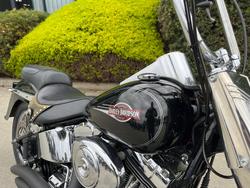 2005 HARLEY-DAVIDSON FLSTC HERITAGE SOFTAIL CLASSIC Black