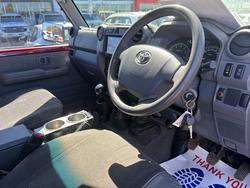2013 TOYOTA LANDCRUISER